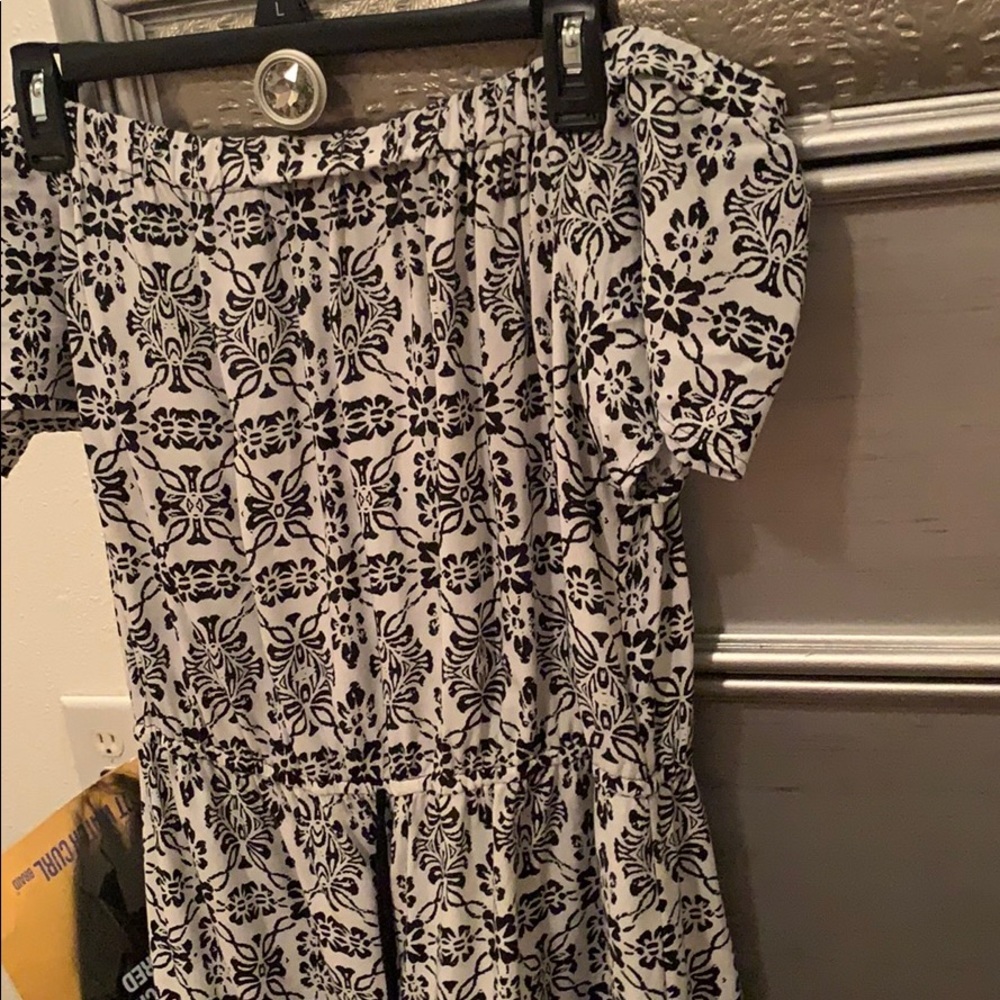 Romper - Picture 4 of 4